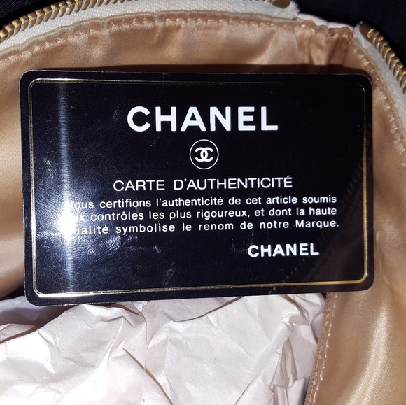 🎈SOLD🎈CHANEL🔥White Leather Gold Chain-link Hobo - Picture 4 of 8